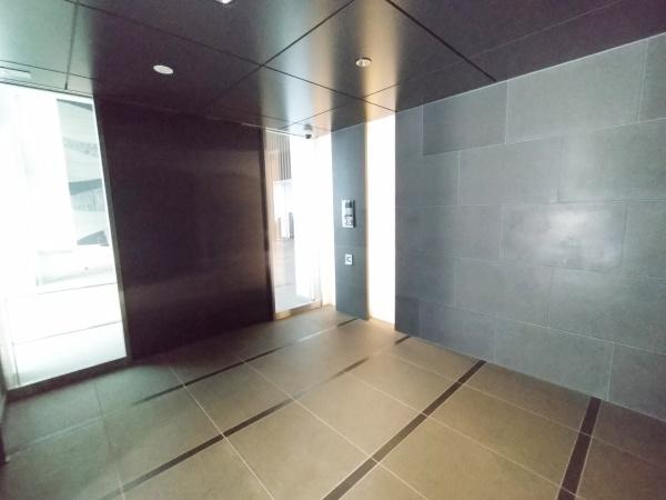 ローレルタワー心斎橋