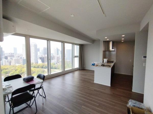 プレミストタワー靱本町