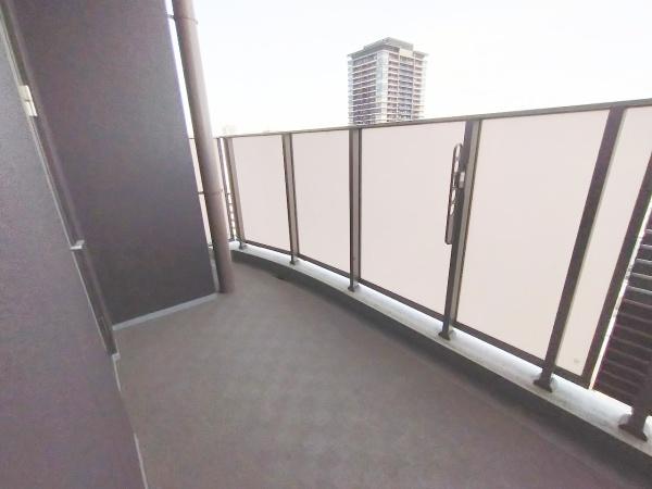 ローレルタワー堺筋本町