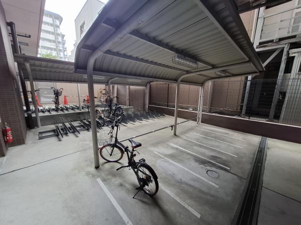エステムコート難波WESTーSIDE大阪ドーム前