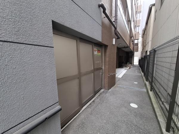 エステムコート難波WESTーSIDE大阪ドーム前
