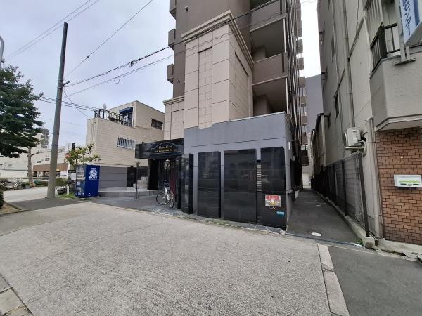 エステムコート難波WESTーSIDE大阪ドーム前