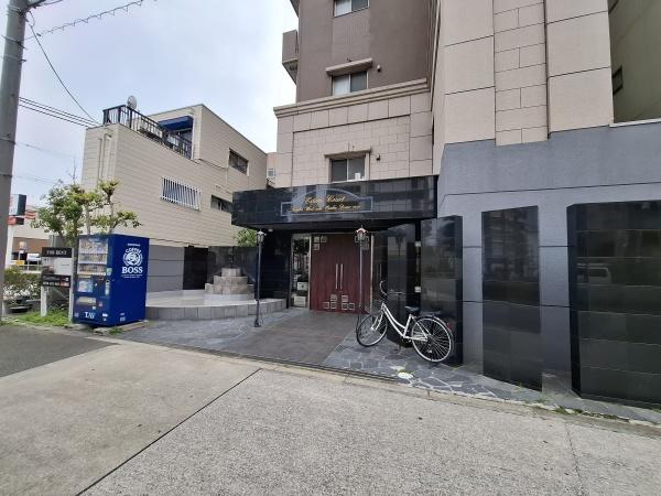 エステムコート難波WESTーSIDE大阪ドーム前