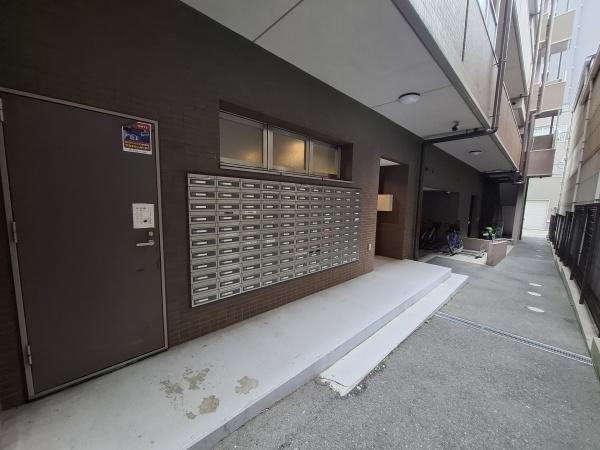 エステムコート難波WESTーSIDE大阪ドーム前