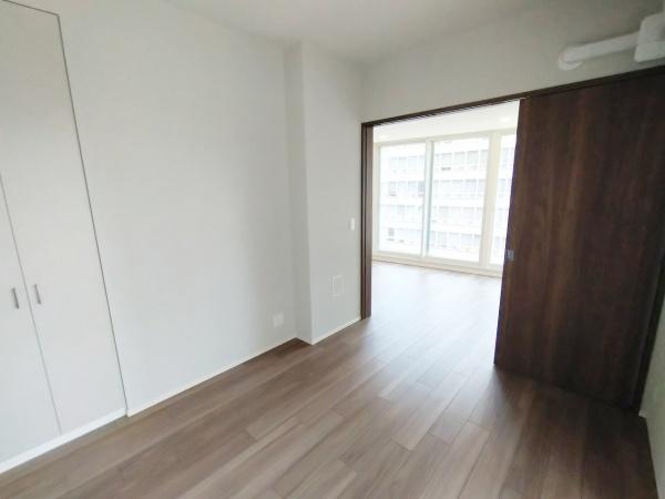 プレミストタワー靱本町