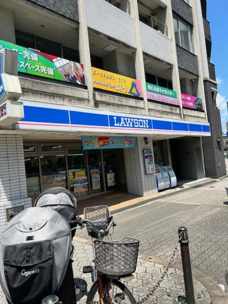 ヴィルヌーブ松ヶ枝町(ローソン同心一丁目店)