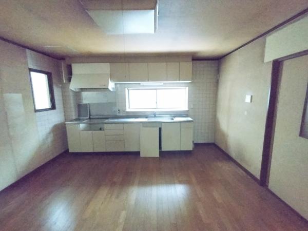 大阪市西区九条南4丁目　倉庫付住宅