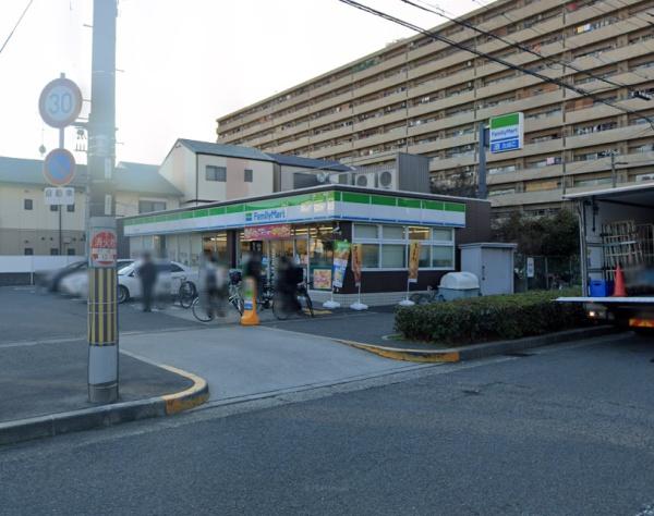 泉尾浜公園ハイライフ(ファミリーマート泉尾七丁目店)
