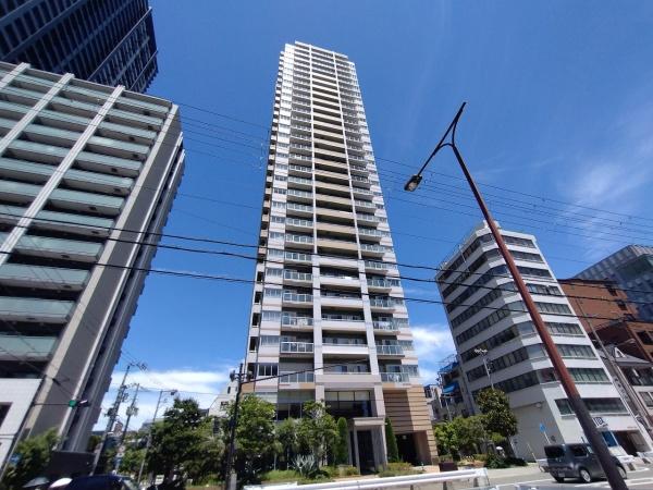 アデニウムタワー梅田