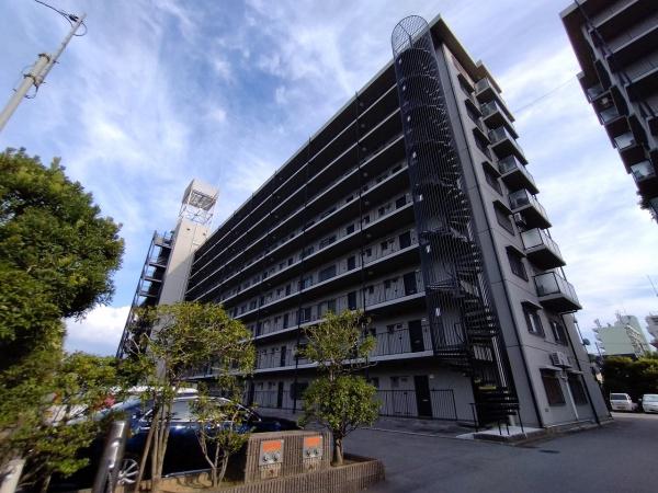 日商岩井泉尾マンション1号棟