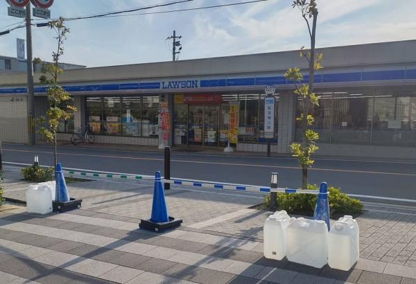 オリーブハイツ相川2号棟(ローソン阪急相川駅西口店)