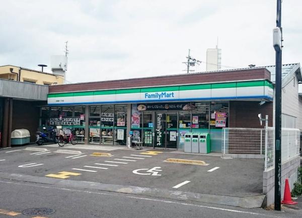 リバライン井高野2号棟(ファミリーマート井高野一丁目店)