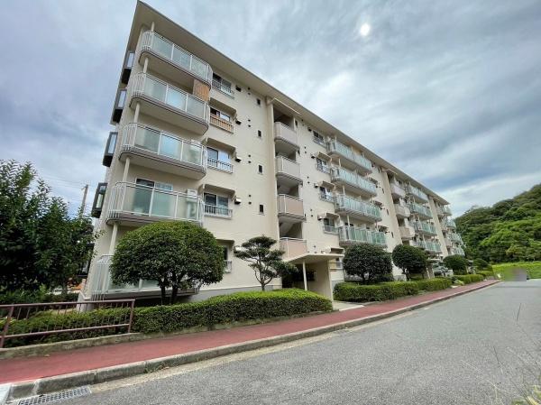 名谷25団地103号棟