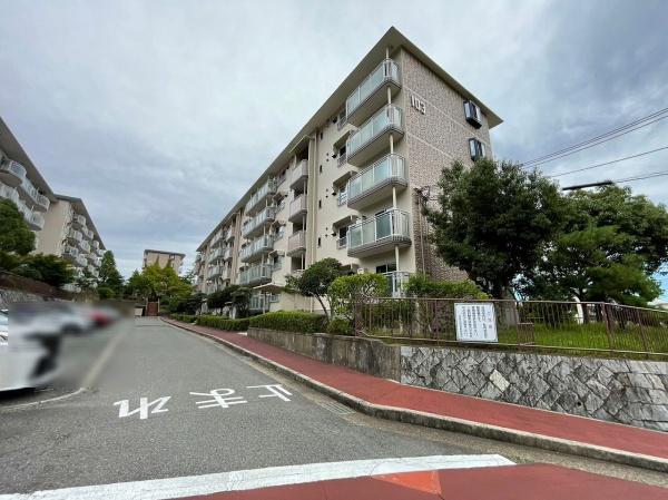 名谷25団地103号棟