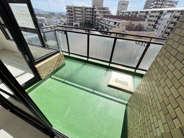 イトーピア逆瀬川(バルコニー)