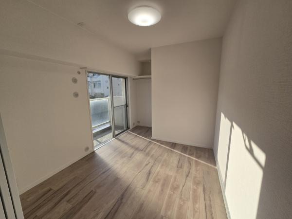 マンション西宮原(洋室)