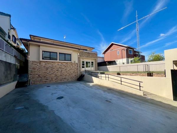 西宮市北六甲台４丁目の中古一戸建て