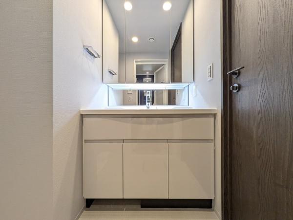 ローレルタワー堺筋本町