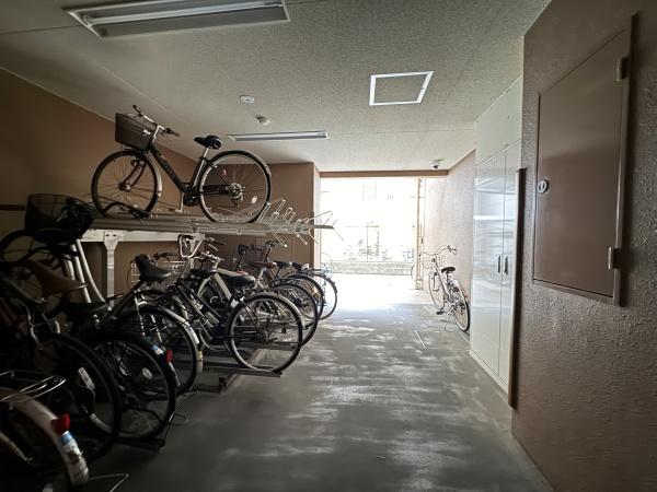 プレサンス難波南アーバニッシュ