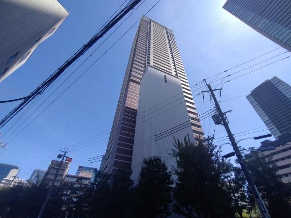 ローレルタワーサンクタス梅田