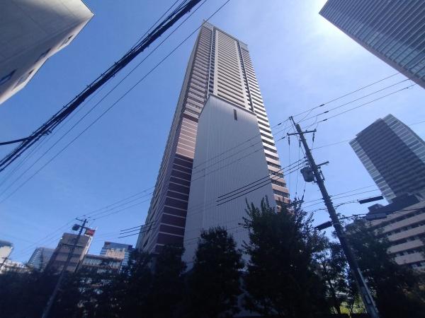 ローレルタワーサンクタス梅田