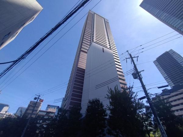 ローレルタワーサンクタス梅田