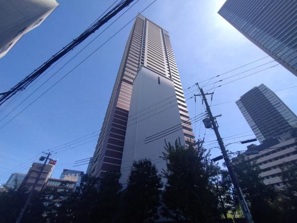 ローレルタワーサンクタス梅田