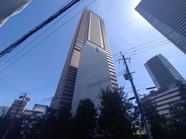 ローレルタワーサンクタス梅田