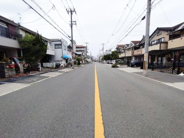大阪市大正区南恩加島2丁目の中古一戸建て(前面道路含む現地写真)