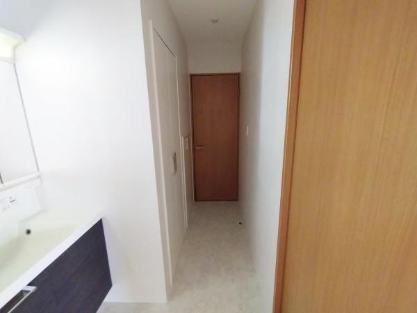 大阪市此花区春日出南1丁目の中古一戸建て(洗面台・洗面所)