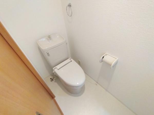 大阪市此花区春日出南1丁目の中古一戸建て(トイレ)