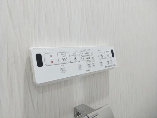ネオハイツ港大橋(トイレ)