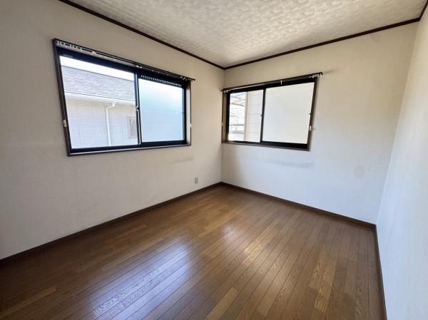 枚方市片鉾東町の中古一戸建て