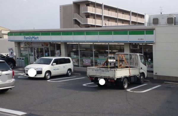エメラルドマンション鶴見緑地(ファミリーマート放出東店)