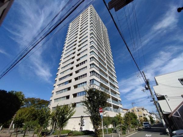 大阪イーストガーデンズタワー