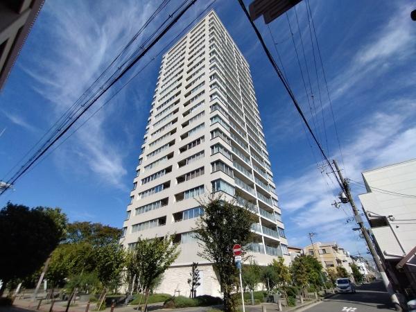 大阪イーストガーデンズタワー