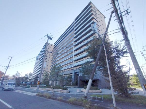 プレサンスレジェンド上新庄