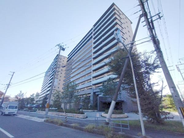 プレサンスレジェンド上新庄