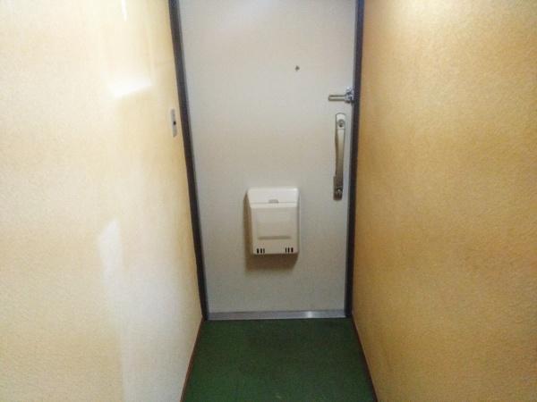 難波シティハイツ(玄関)