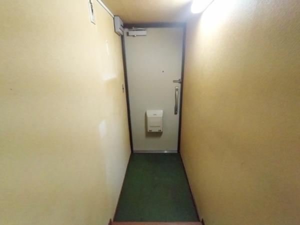 難波シティハイツ(玄関)
