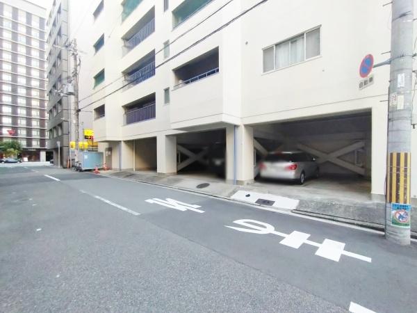 難波シティハイツ(駐車場)