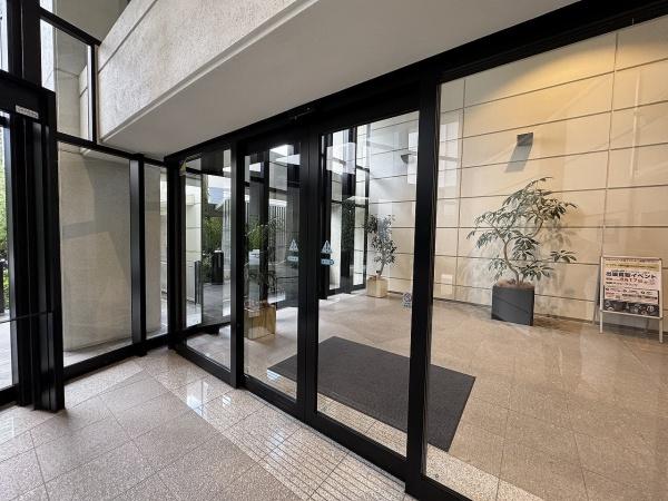 パークタワー大阪中之島フロント(エントランス)