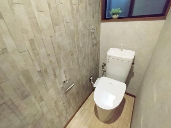 大阪市東淀川区瑞光2丁目の中古一戸建て(トイレ)