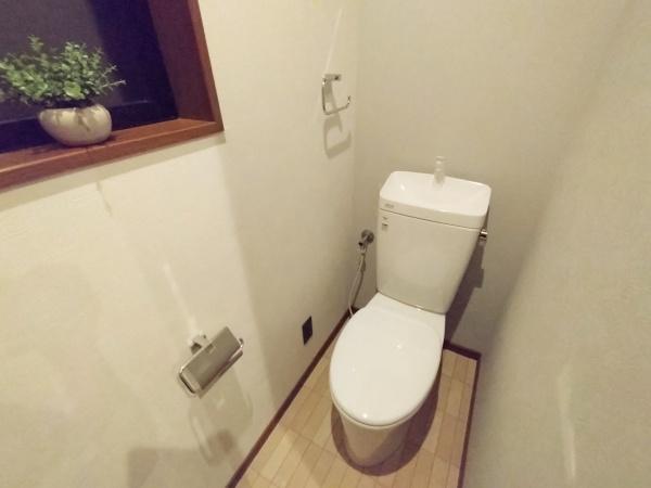 大阪市東淀川区瑞光2丁目の中古一戸建て(トイレ)