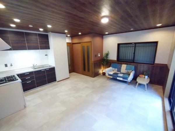 大阪市東淀川区瑞光2丁目の中古一戸建て(リビング)