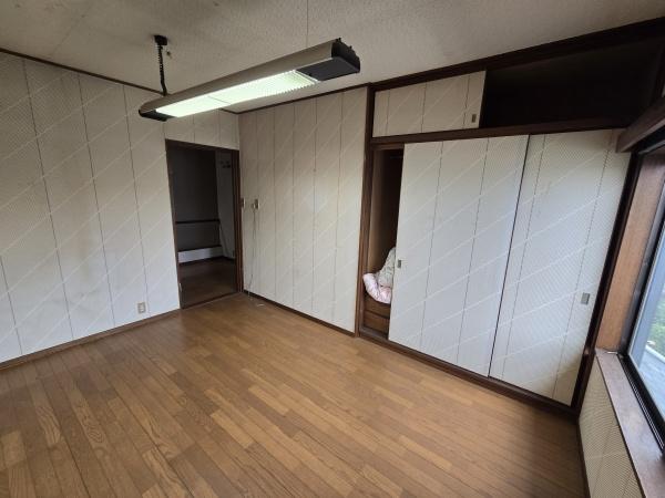 松原市松ケ丘2丁目の中古一戸建て(洋室)