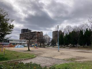 レックスタウン新高２号館(新駅4号公園)