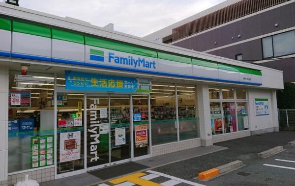 ファミール北大阪リバーサイド(ファミリーマート新高小学校前店)