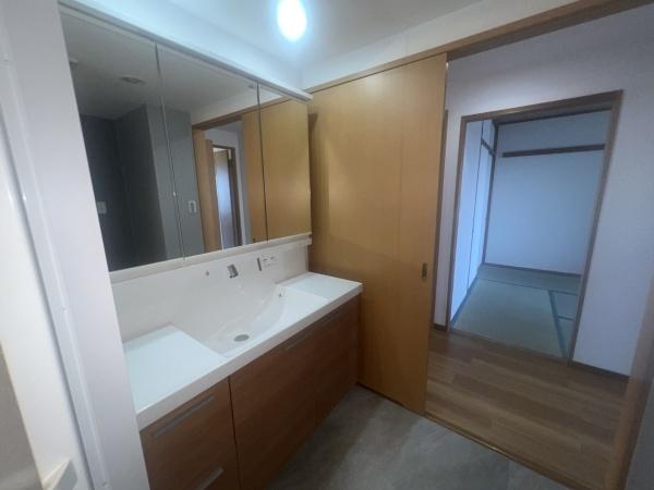 西神南ヒルズ2番館