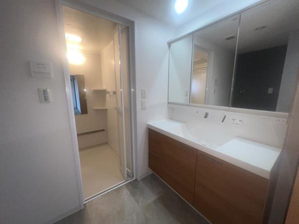 西神南ヒルズ2番館